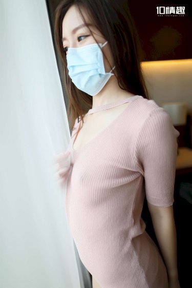 校草被六个男摁到挨c的小说